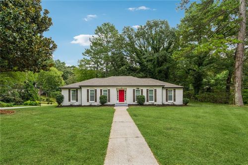 676 Bralorne Dr, Stone Mountain, GA, 30087-4606 | Card Image
