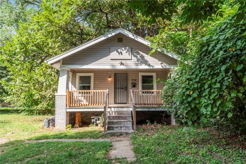 5716 Park Ave, Kansas City, MO, 64130-3426 | Card Image