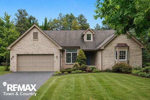 4127 Split Rail Ln, Fenton, MI, 48430-9117 | Card Image