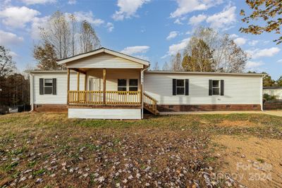 1176 Peppertree Drive, House other with 3 bedrooms, 2 bathrooms and null parking in Mount Holly NC | Image 1