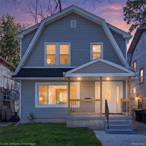 3285 Hazelwood St, Detroit, MI, 48206-2155 | Card Image