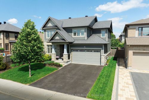 902 Percival Cres, Manotick, ON, K4M0G3 | Card Image