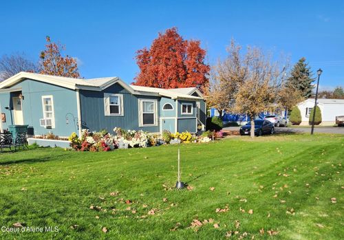 2042 W Gueneveres Way, Post Falls, ID, 83854-8012 | Card Image