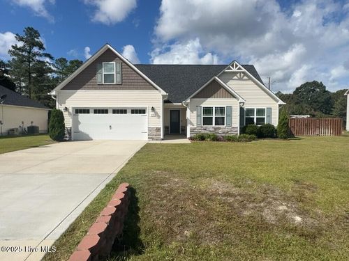 206 Rowland Dr, Richlands, NC, 28574-8458 | Card Image