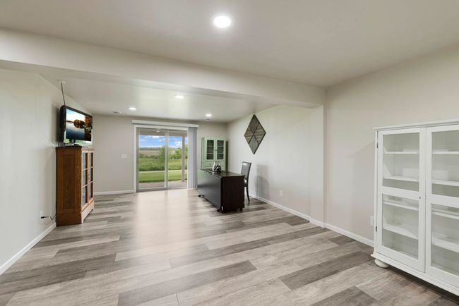 105 Community Dr, Condo with 3 bedrooms, 3 bathrooms and null parking in FALL RIVER WI | Image 36