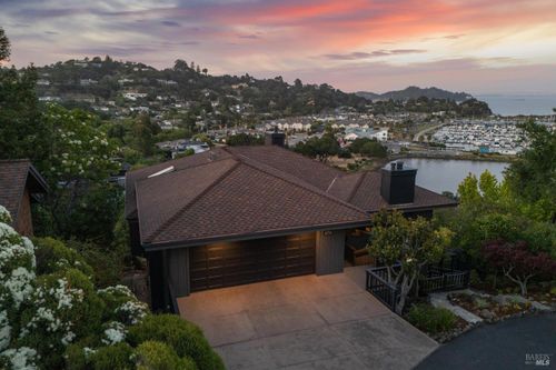 565 San Pedro Cv, San Rafael, CA, 94901-2478 | Card Image