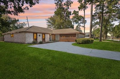 15907 Spinnaker Drive, House other with 4 bedrooms, 2 bathrooms and null parking in Crosby TX | Image 1