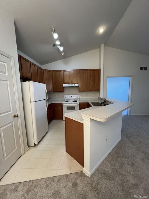 8133 Autumn Woods Trl, Superior Twp, MI, 48198-3291 | Card Image