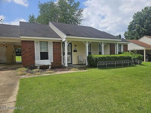 6285 Collinwood Rd, Horn Lake, MS, 38637-2034 | Card Image