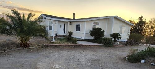 12782 Riggins Rd, Phelan, CA, 92371-7759 | Card Image