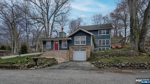 99 Beech Ter, Wayne, NJ, 07470-5022 | Card Image