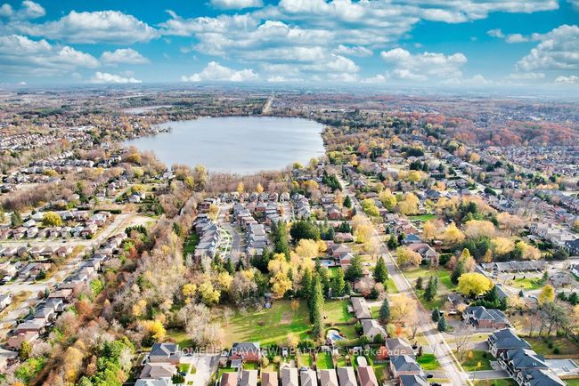 70 Douglas Rd, House other with 2 bedrooms, 2 bathrooms and 8 parking in Richmond Hill ON | Image 27
