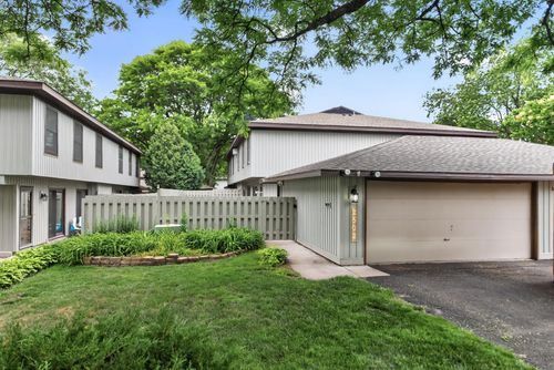 2502 Unity Avenue N, Golden Valley, MN, 55422 | Card Image