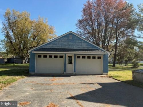 42 Woodland Ave, OCEAN VIEW, DE, 19970-9283 | Card Image