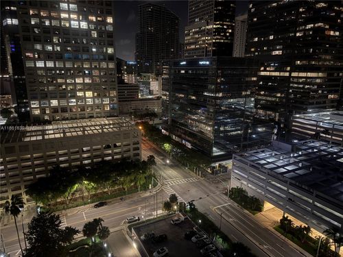 apt-2064-801 Brickell Bay Dr, Miami, FL, 33131-2941 | Card Image