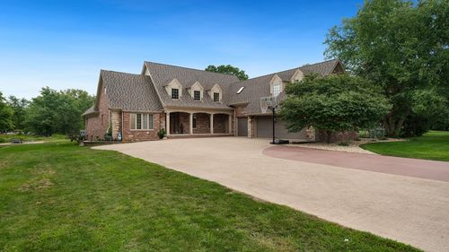 1695 N Sauk Trl, OREGON, IL, 61061-8979 | Card Image