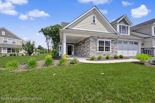 208 Oak Hill Circle, South Abington Twp, PA, 18411 | Card Image