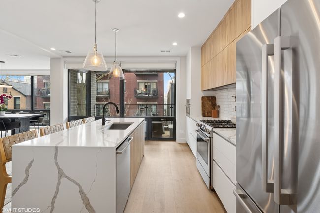 2S - 529 Hermitage Ave, Condo with 2 bedrooms, 2 bathrooms and 1 parking in CHICAGO IL | Image 5