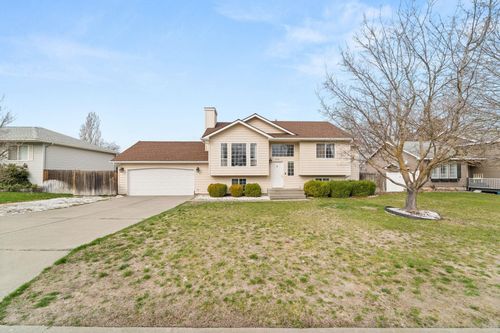 1214 S Bannen Rd, Spokane Valley, WA, 99037-9696 | Card Image