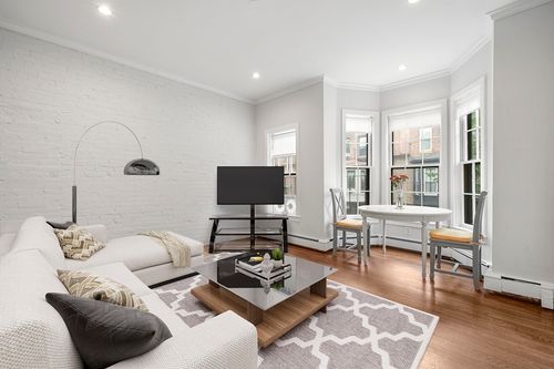 11-2-11 Dartmouth Pl, Boston, MA, 02116 | Card Image