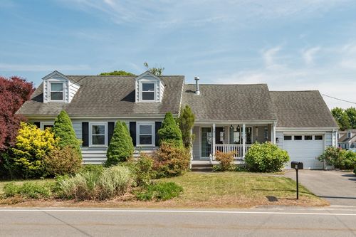 70 Puritan Rd, Bourne, MA, 02532-5632 | Card Image