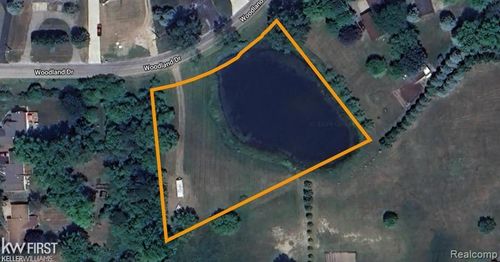 2951 Woodland Dr, Metamora, MI, 48455-9794 | Card Image