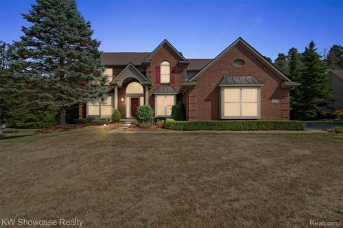 11385 Scotch Ct, South Lyon, MI, 48178-9814 | Card Image