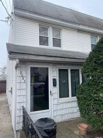 2063 E 73rd Street, House other with 3 bedrooms, 1 bathrooms and null parking in Bergen Beach NY | Image 1