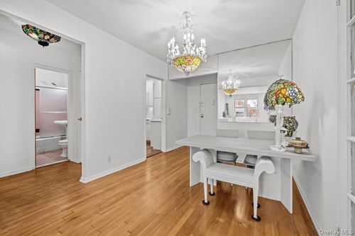 4d-517 Riverdale Ave, Yonkers, NY, 10705-3539 | Card Image