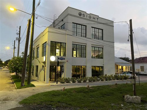 1919 E 6th Ave, TAMPA, FL, 33605-5225 | Card Image