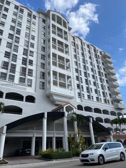 apt-702-2351 Douglas Rd, Miami, FL, 33145-3058 | Card Image