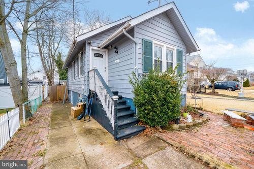 5318 Elvena Ave, PENNSAUKEN, NJ, 08109-1733 | Card Image