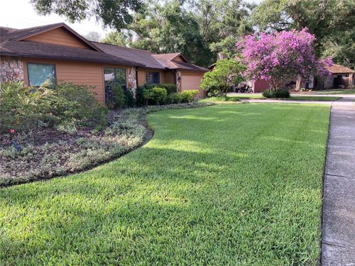 6709 Peachtree Dr, Temple Terrace, FL, 33617-2513 | Card Image