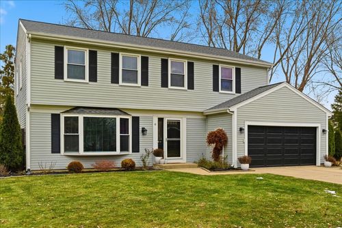 6 Saint Ives Ln, Vernon Hills, IL, 60061-2122 | Card Image