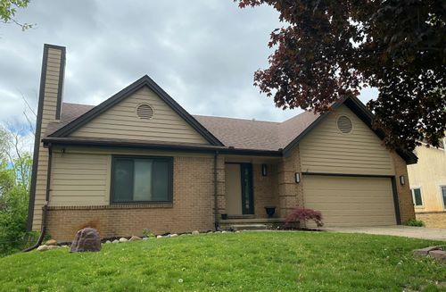 6685 Grassland Ave, West Bloomfield, MI, 48324-2746 | Card Image