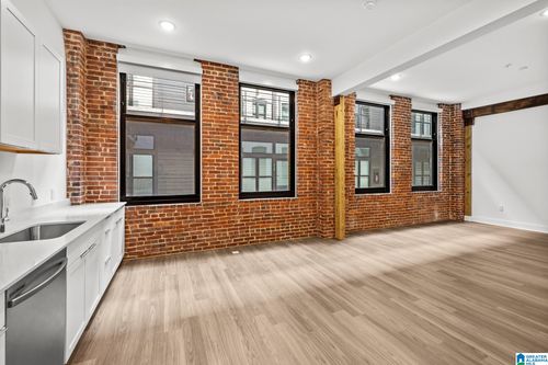 208-1329 4th Ave S, BIRMINGHAM, AL, 35233-1408 | Card Image