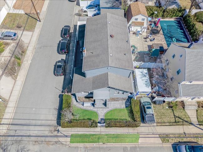 Aerial perspective of suburban area | Image 34