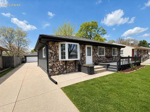 5819 N 81st Street, Milwaukee, WI, 53218 | Card Image