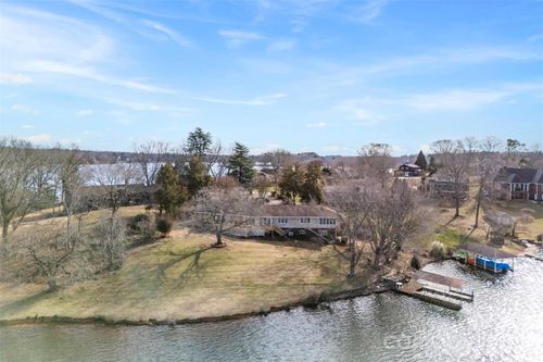 1237 New Crest Ln, Shelby, NC, 28150-9782 | Card Image