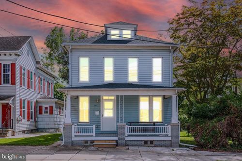 245 York St, HANOVER, PA, 17331-3228 | Card Image