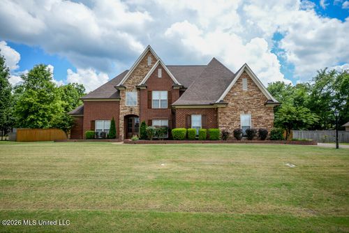 8807 Dehart Rd, Olive Branch, MS, 38654-8383 | Card Image