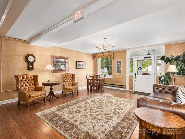 APT-207 - 622 S Haywood St, Condo with 2 bedrooms, 1 bathrooms and null parking in Waynesville NC | Image 14