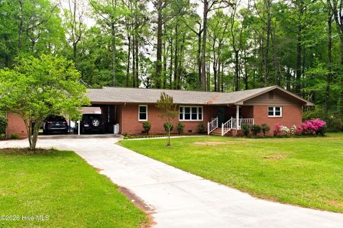 705 Edgewood Cir, Whiteville, NC, 28472-3641 | Card Image