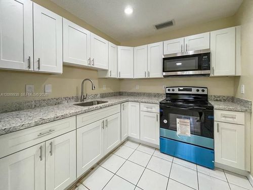 873 Sw 10th St, Florida City, FL, 33034-5540 | Card Image
