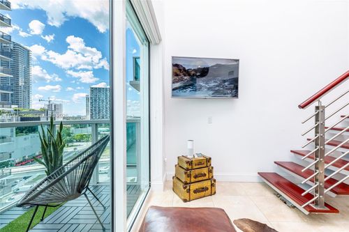 apt-706-41 Se 5th St, Miami, FL, 33131-2537 | Card Image