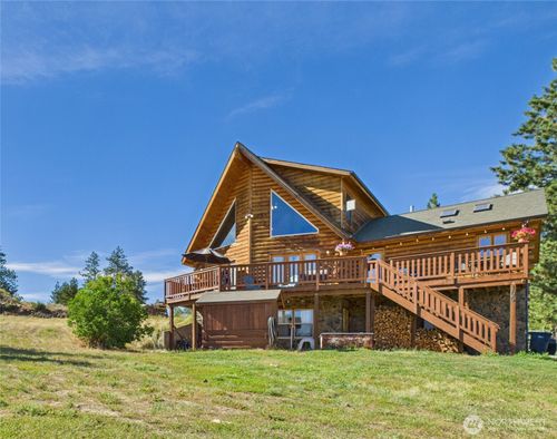 105 Chipmunk Trail Rd, East Wenatchee, WA, 98802-8627 | Card Image