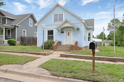 520 N E St, Herington, KS, 67449-1846 | Card Image