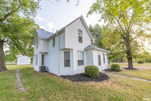 325 E Columbus St, Columbus, IL, 62320-2353 | Card Image