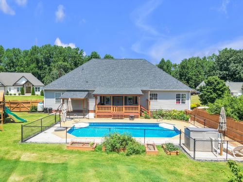 356 Garnet Valley Dr, Inman, SC, 29349-6402 | Card Image
