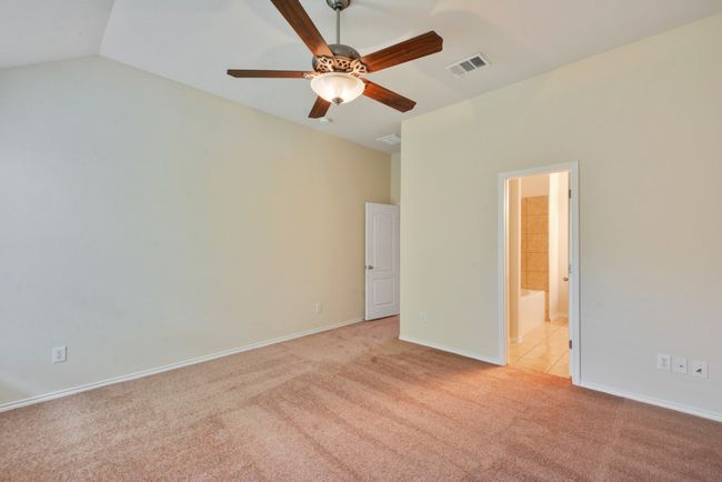 291 Cold Spg, House other with 4 bedrooms, 2 bathrooms and 4 parking in Buda TX | Image 13
